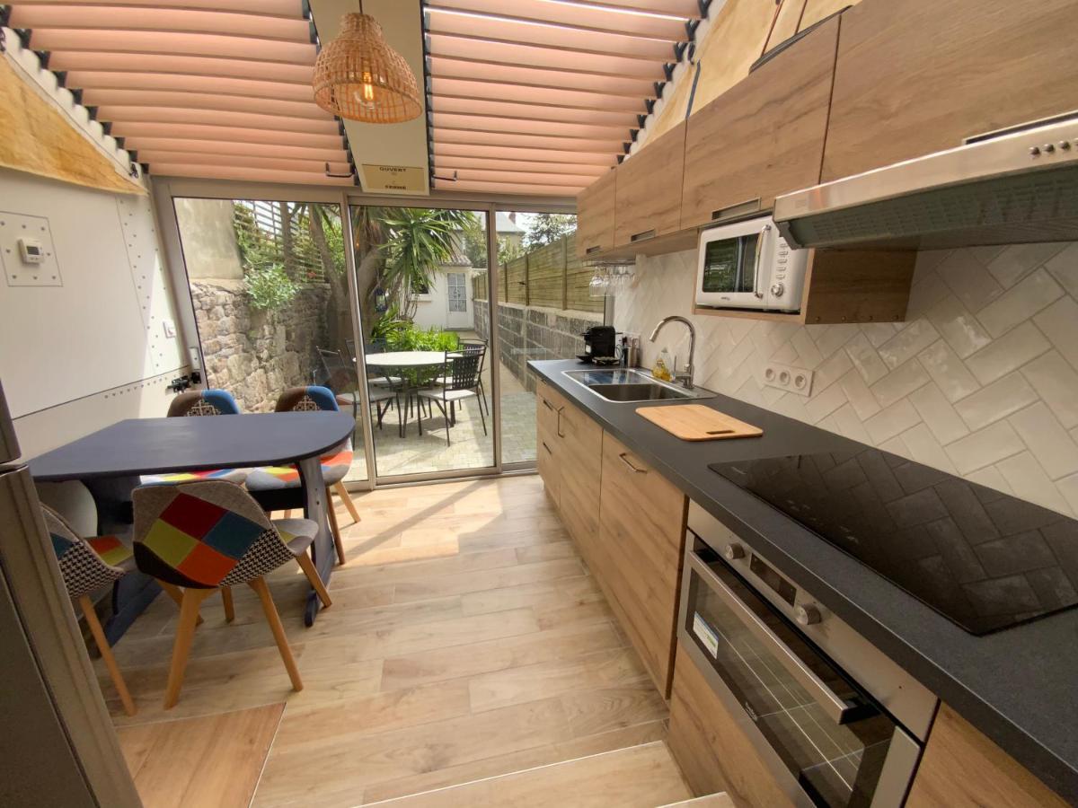 Holiday home Maison Bord De « le Bateau Ivre »